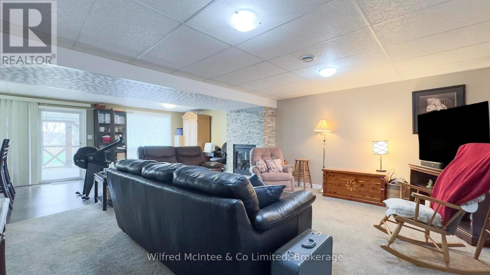 689 21st A Avenue, Hanover, Ontario  N4N 3M2 - Photo 38 - X12096872