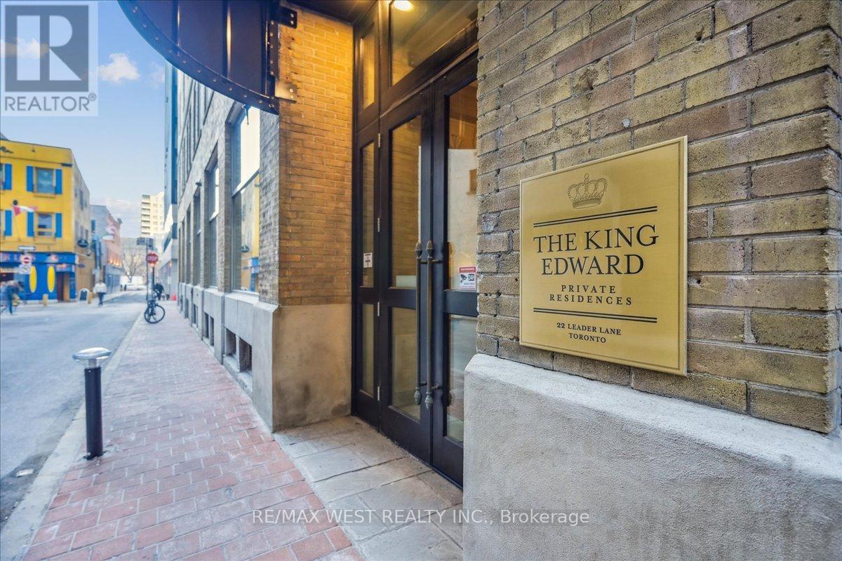 545 - 22 Leader Lane, Toronto, Ontario  M5E 0B2 - Photo 3 - C12096937
