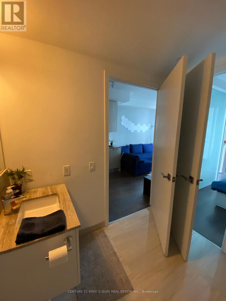2606 - 28 Wellesley Street E, Toronto, Ontario  M4Y 0C4 - Photo 11 - C12096976