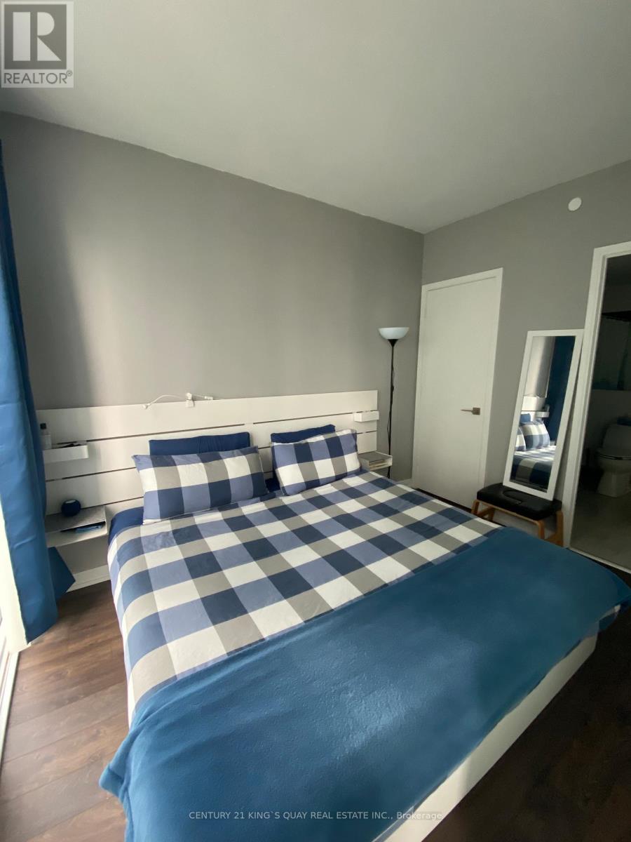 2606 - 28 Wellesley Street E, Toronto, Ontario  M4Y 0C4 - Photo 7 - C12096976
