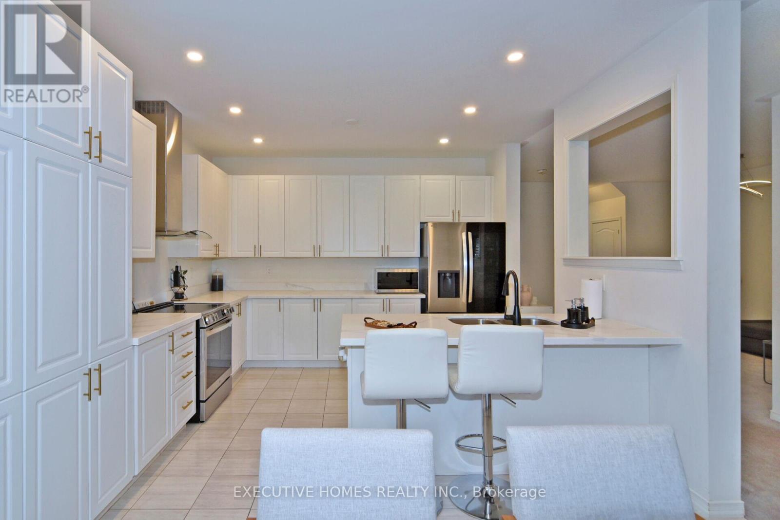 1781 William Lott Drive, Oshawa, Ontario  L1K 0Y2 - Photo 3 - E12096873