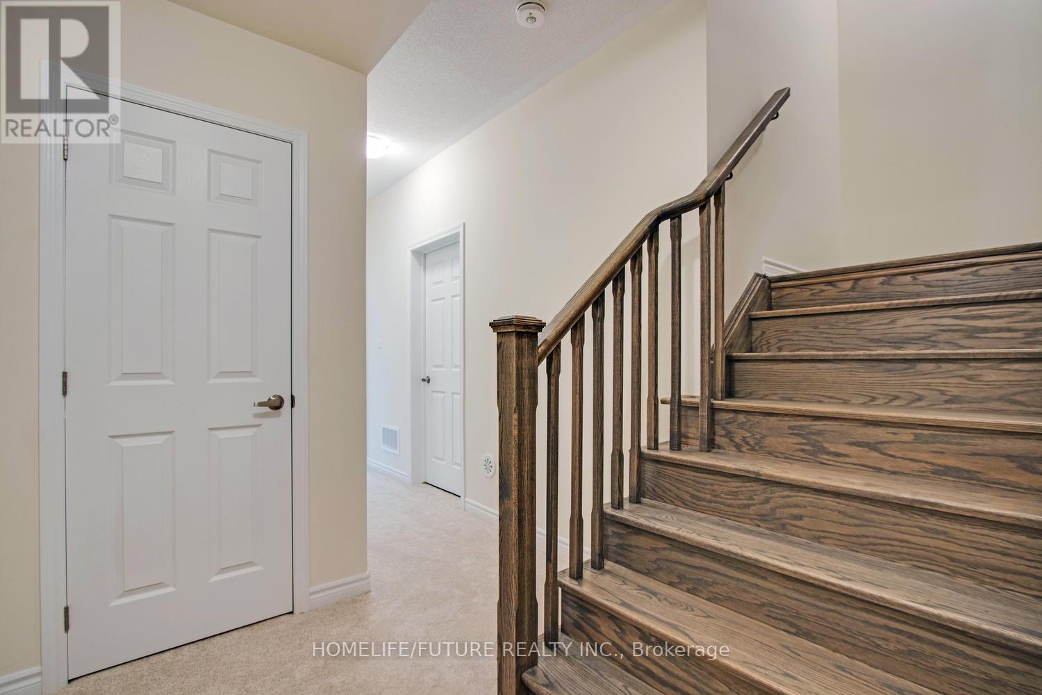 68 Jolly Way, Toronto, Ontario  M1P 0E2 - Photo 11 - E12096905