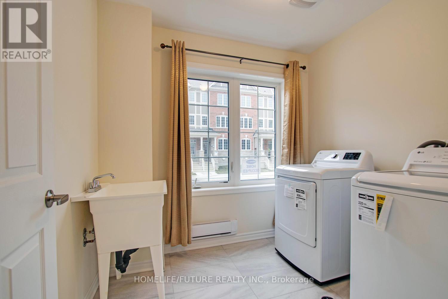68 Jolly Way, Toronto, Ontario  M1P 0E2 - Photo 12 - E12096905