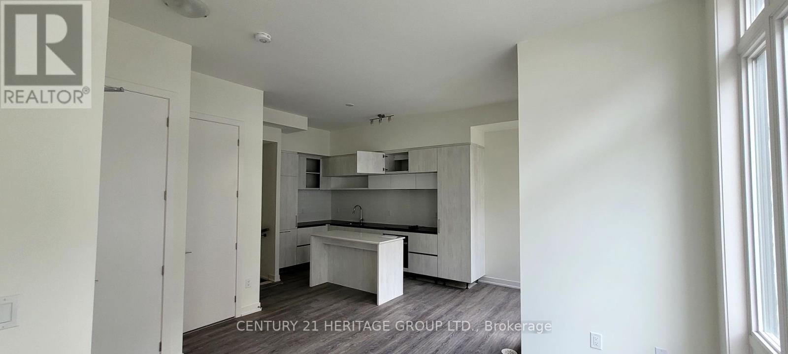 Property at 1230 - 12 DAVID EYER ROAD image 3