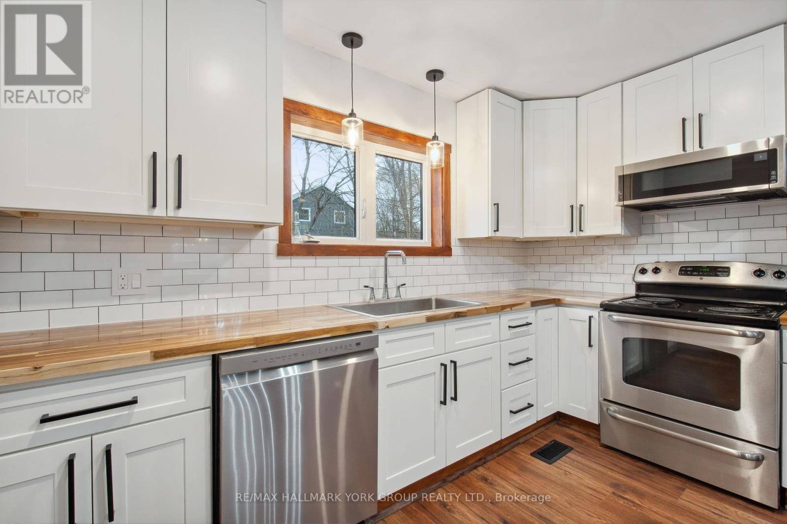 286 Miami Drive, Georgina, Ontario  L4P 2Z4 - Photo 13 - N12096952