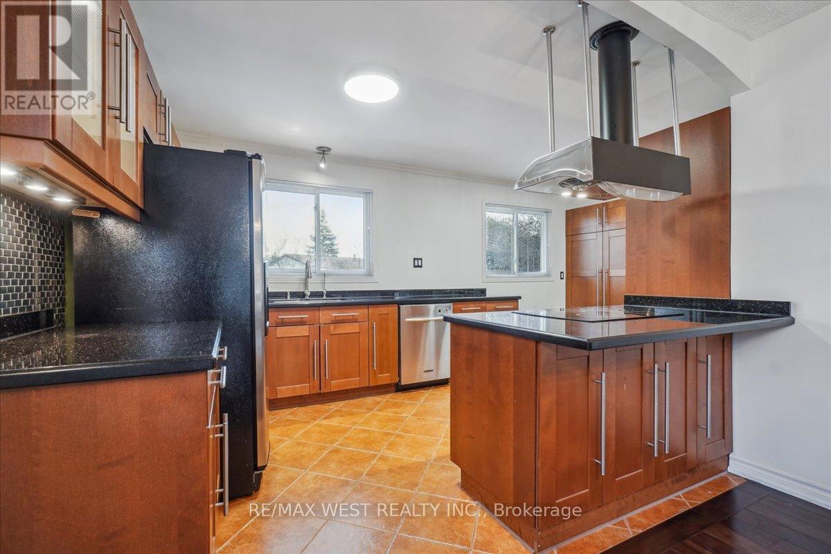 Property at 6085 STARFIELD CRESCENT image 5
