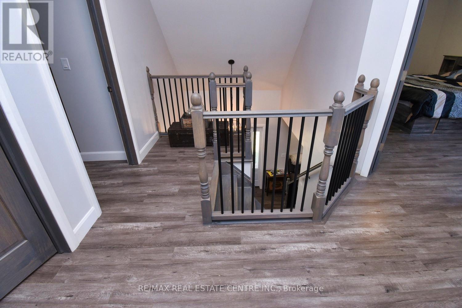 1364 Thompson Road E, Haldimand, Ontario  N0E 1Y0 - Photo 19 - X12096855