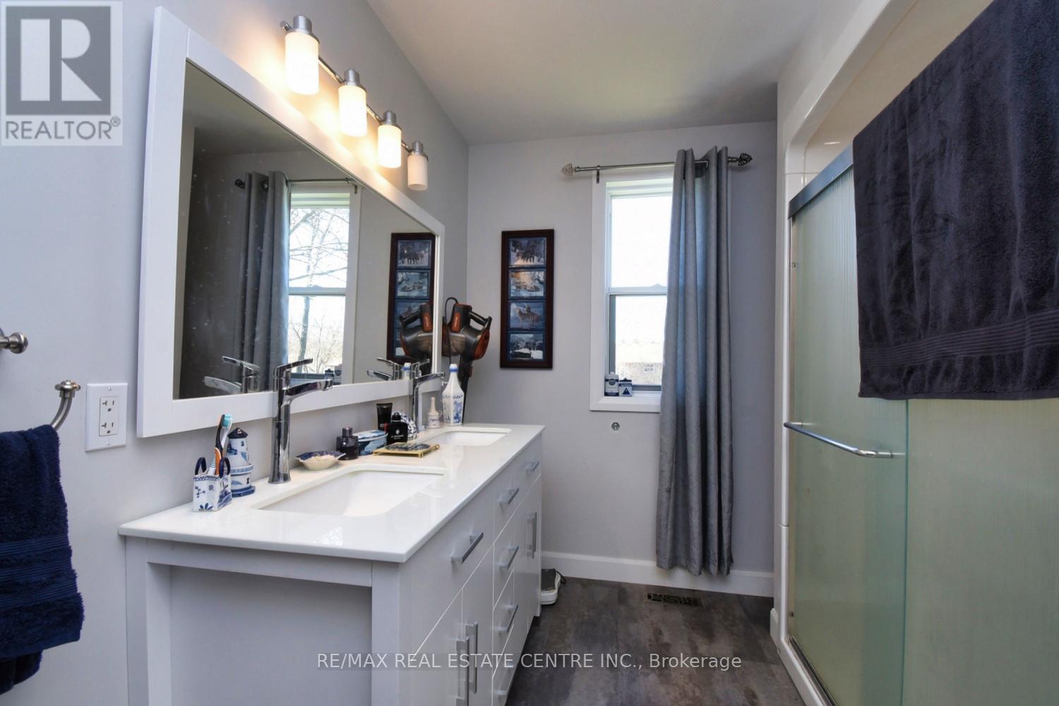 1364 Thompson Road E, Haldimand, Ontario  N0E 1Y0 - Photo 24 - X12096855