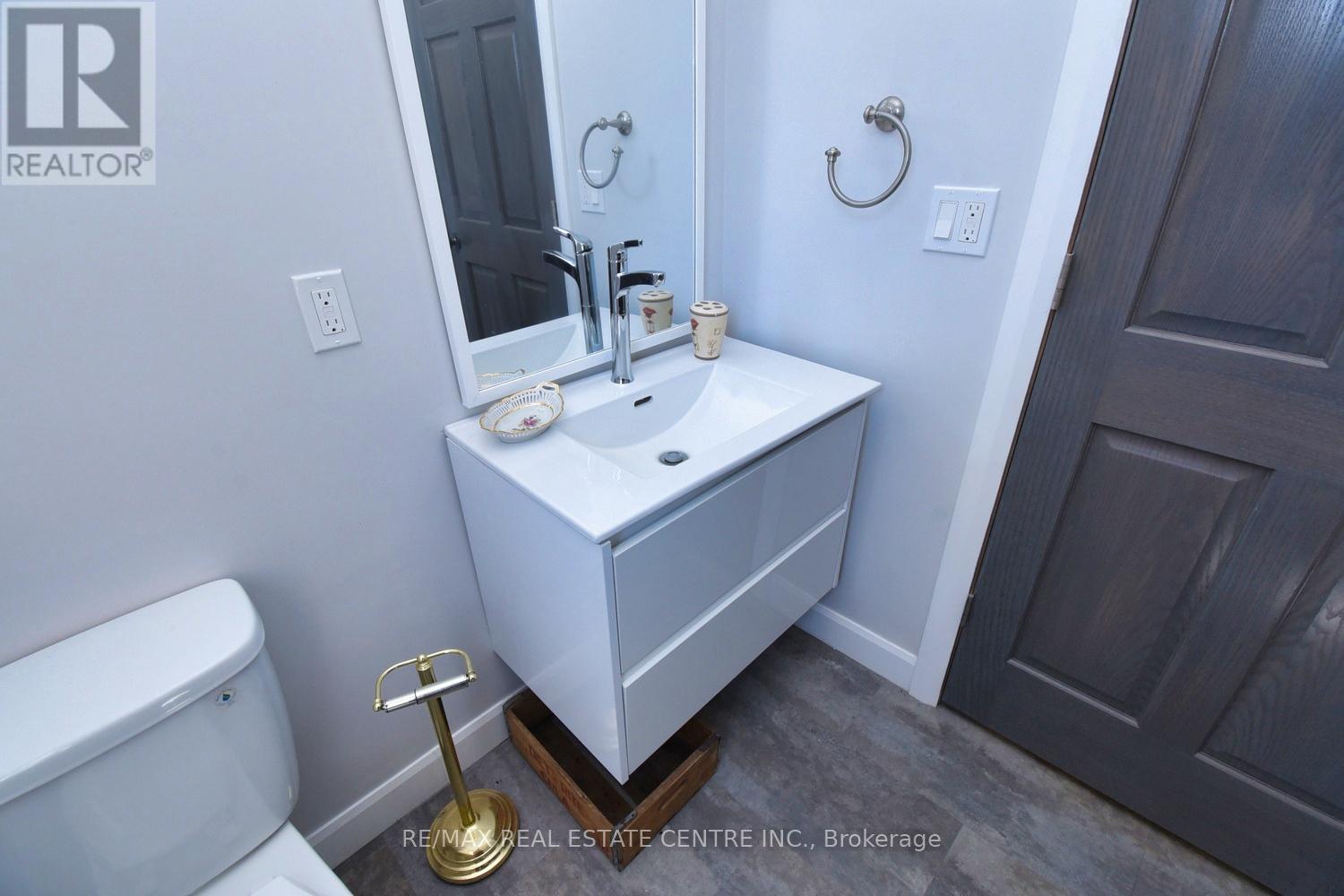 1364 Thompson Road E, Haldimand, Ontario  N0E 1Y0 - Photo 27 - X12096855