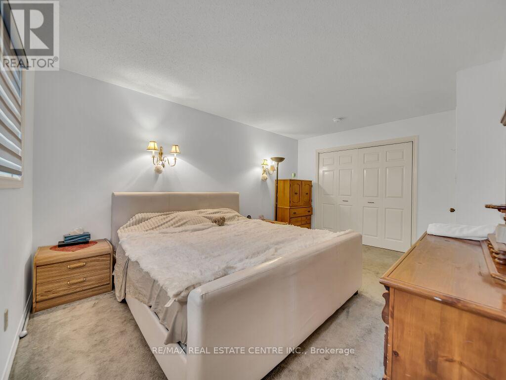 125 Biehn Drive, Kitchener, Ontario  N2R 1M6 - Photo 26 - X12096923