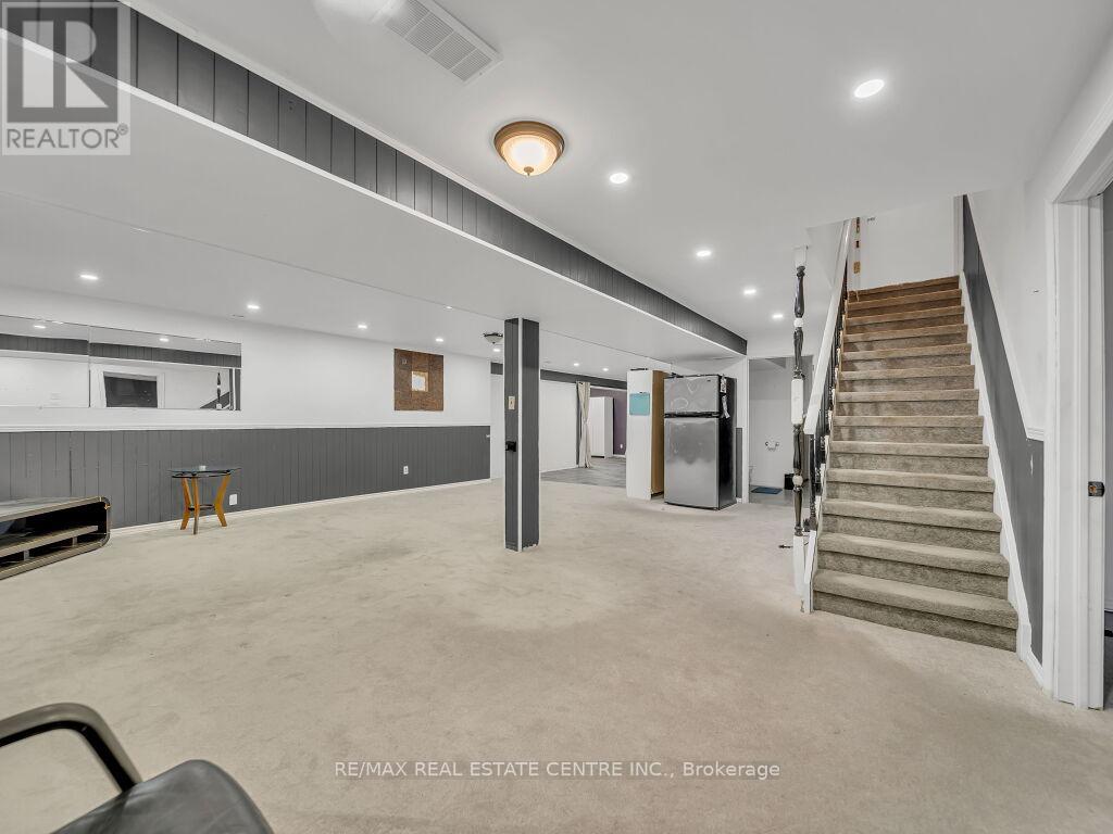 125 Biehn Drive, Kitchener, Ontario  N2R 1M6 - Photo 32 - X12096923