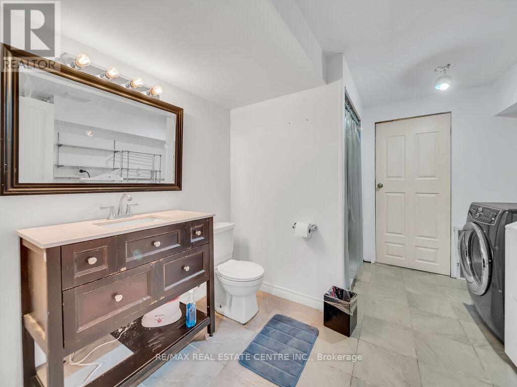 125 Biehn Drive, Kitchener, Ontario  N2R 1M6 - Photo 37 - X12096923