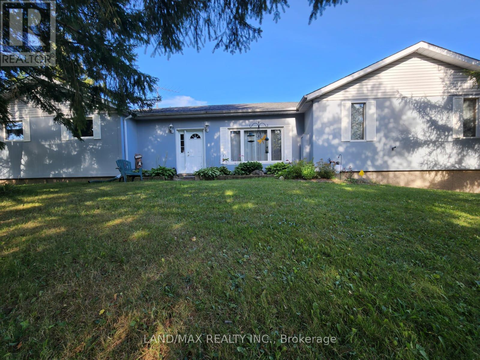 Property at 516236 COUNTY RD 124 image 4