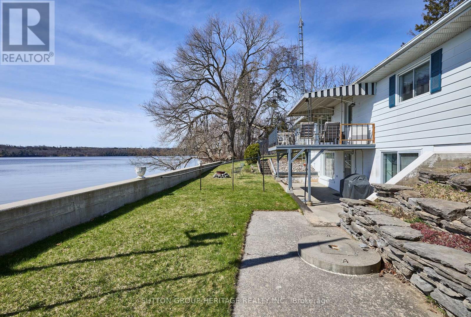 11056 Loyalist Parkway, Greater Napanee, Ontario  K0H 1G0 - Photo 24 - X12096972