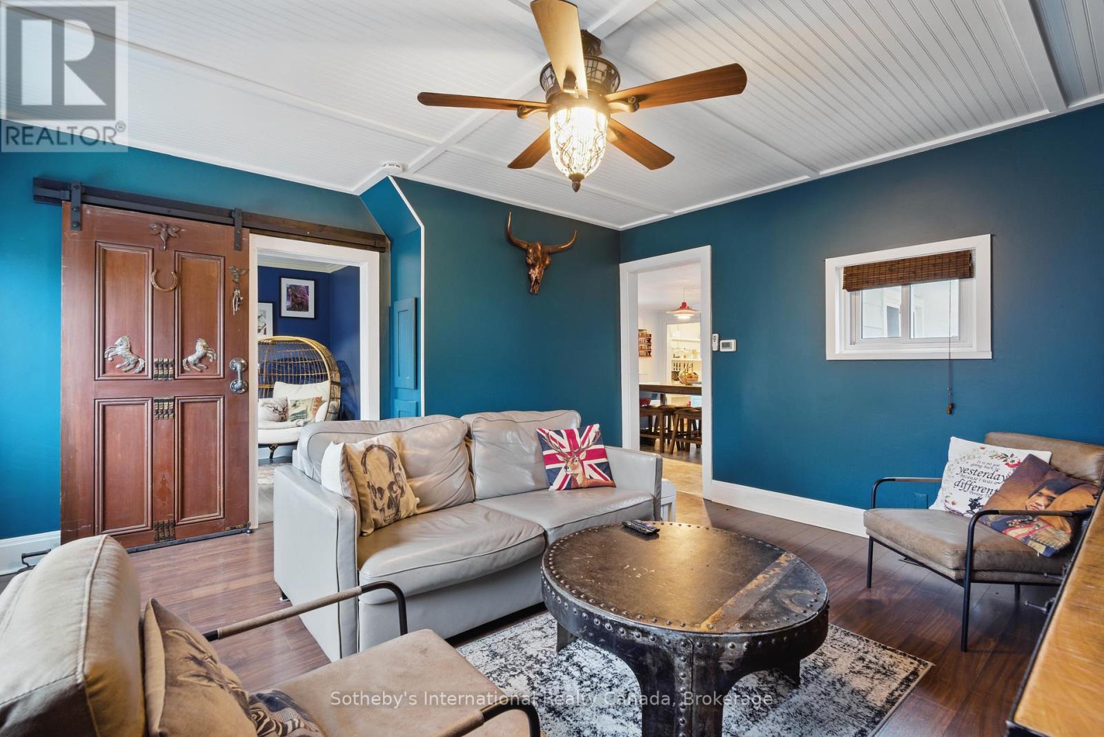 241 PHILLIP STREET E, Gravenhurst, Ontario