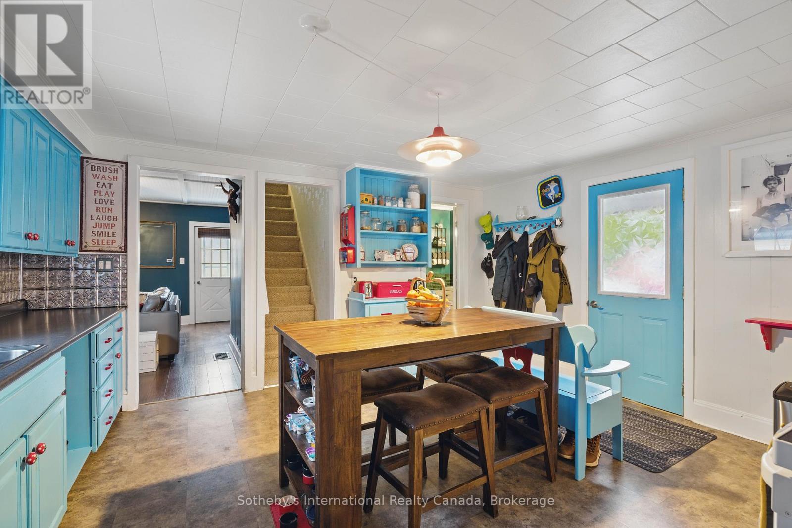 241 Phillip Street E, Gravenhurst, Ontario  P1P 1J3 - Photo 5 - X12092200