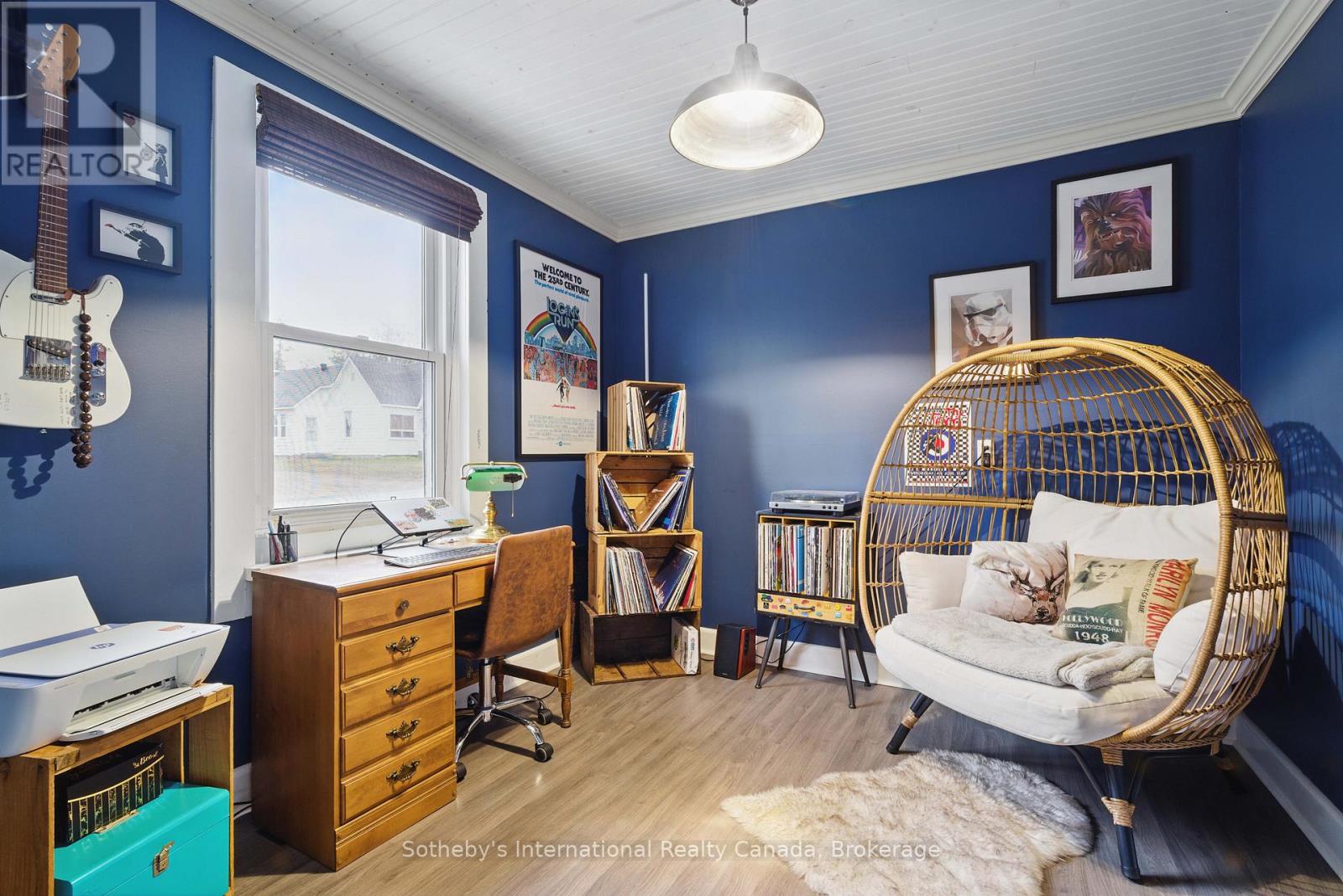 241 Phillip Street E, Gravenhurst, Ontario  P1P 1J3 - Photo 12 - X12092200