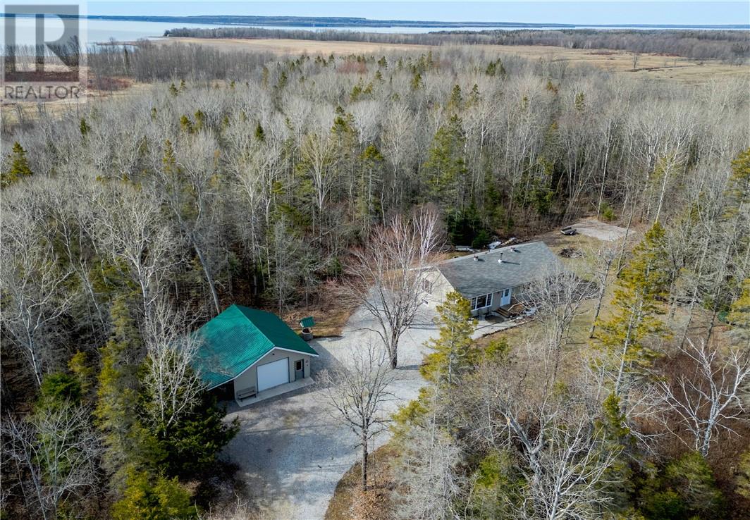 275 South Line Road, Gore Bay, Ontario  P0P 1H0 - Photo 4 - 2121724