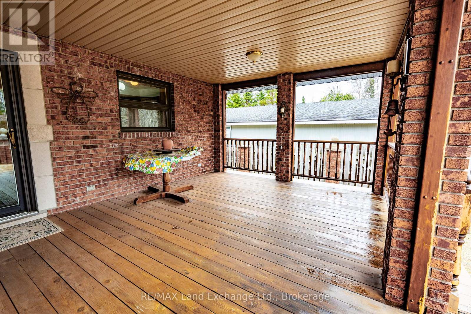 347 Tyendinaga Drive, Saugeen Shores, Ontario  N0H 2L0 - Photo 37 - X12091303