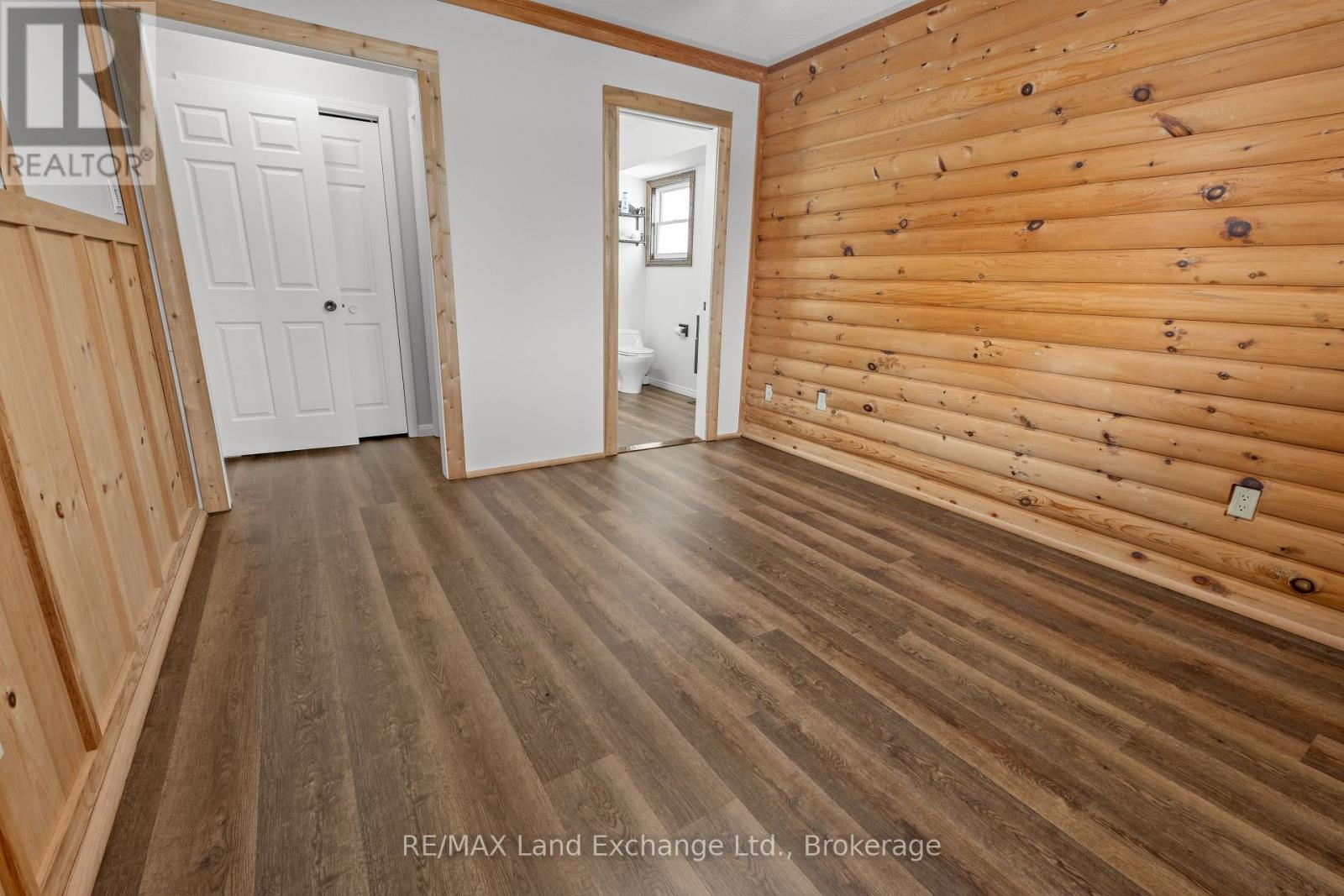 347 Tyendinaga Drive, Saugeen Shores, Ontario  N0H 2L0 - Photo 28 - X12091303