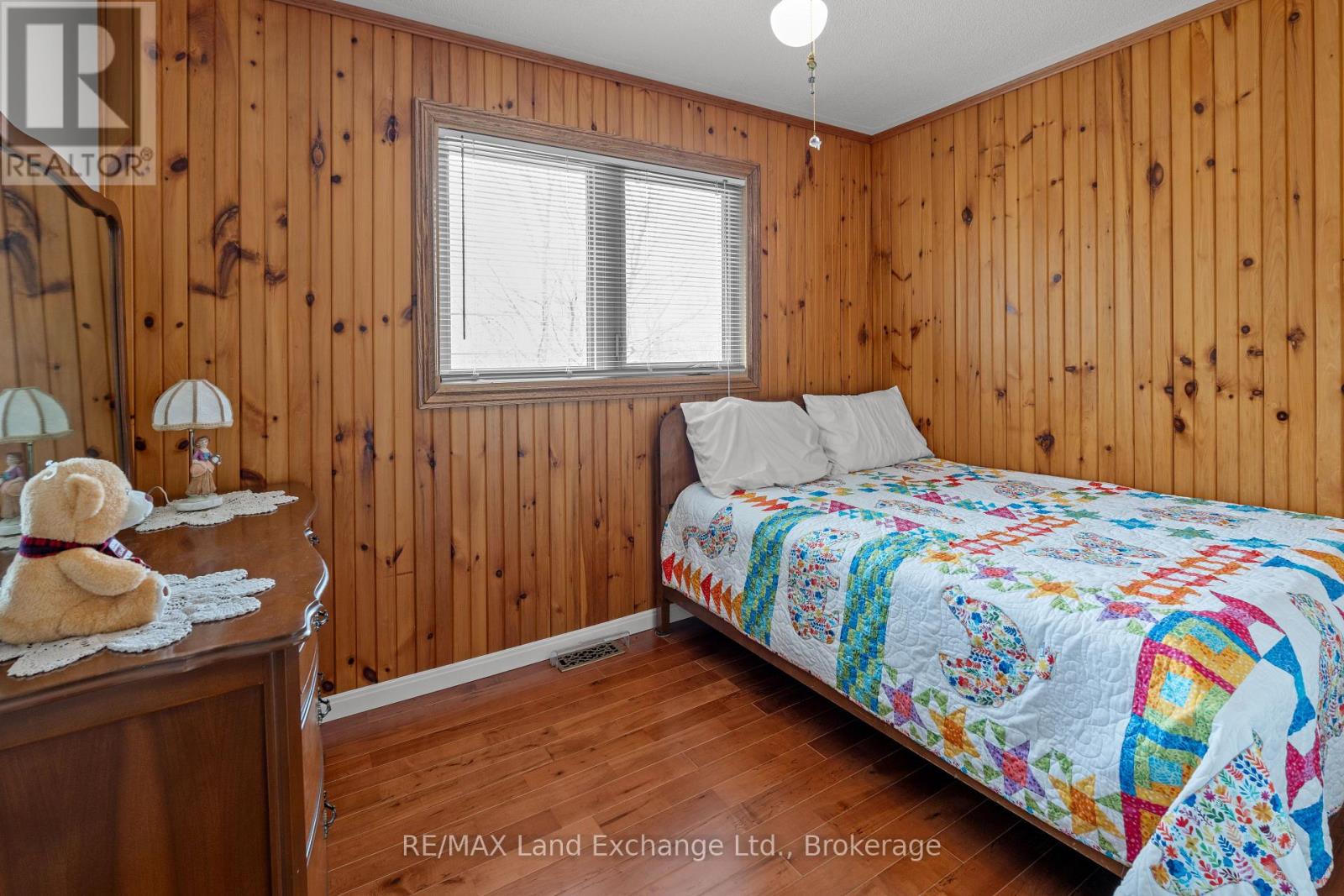 347 Tyendinaga Drive, Saugeen Shores, Ontario  N0H 2L0 - Photo 32 - X12091303