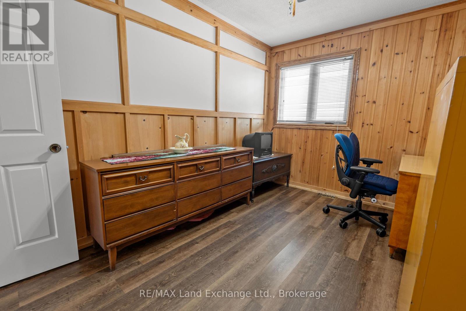 347 Tyendinaga Drive, Saugeen Shores, Ontario  N0H 2L0 - Photo 33 - X12091303