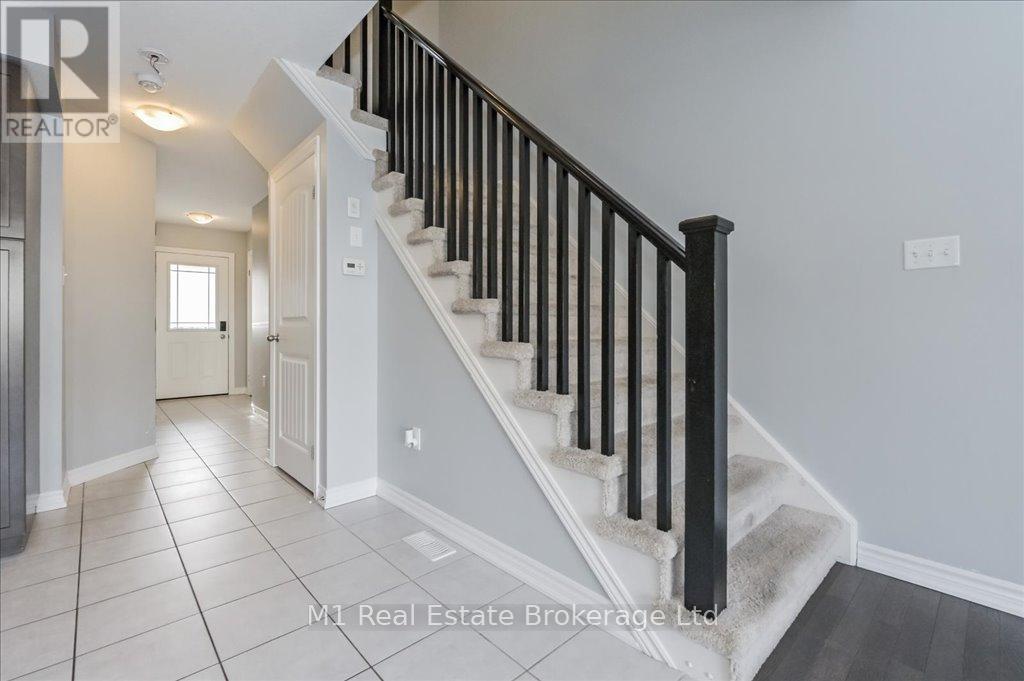 102w - 102 Westminster Crescent, Centre Wellington, Ontario  N1M 1Y8 - Photo 20 - X12096907