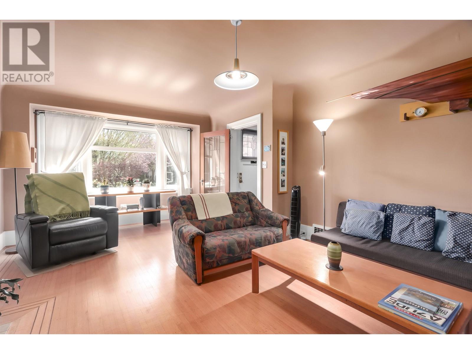 4529 W 8th Avenue, Vancouver, British Columbia  V6R 2A4 - Photo 6 - R2992312