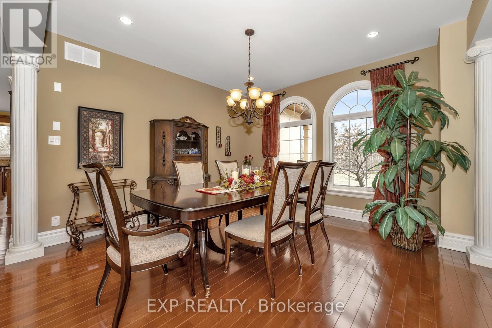 Property at 104 SENTINEL PINE WAY image 5