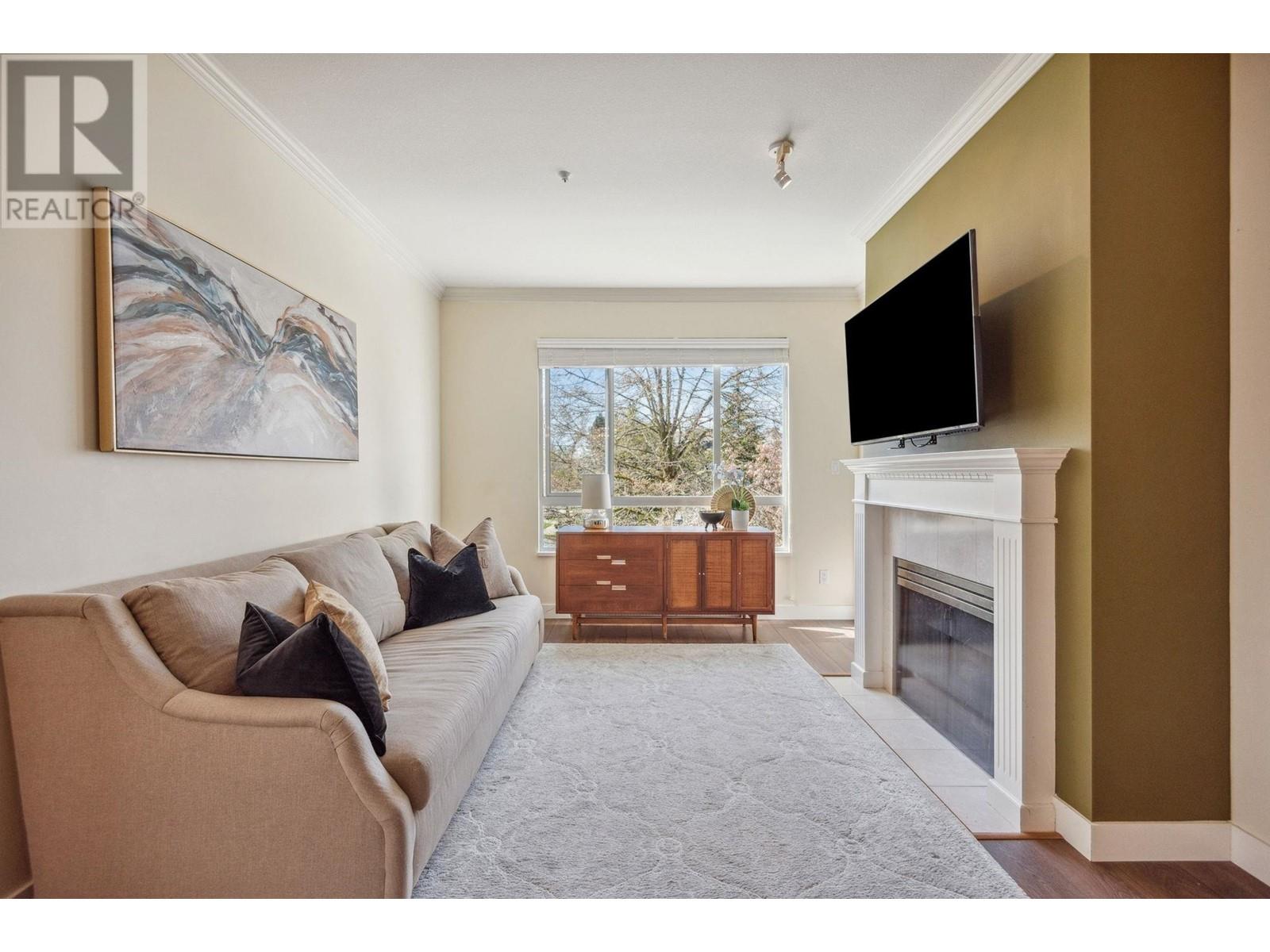 216 5735 Hampton Place, Vancouver, British Columbia  V6T 2G8 - Photo 2 - R2992627