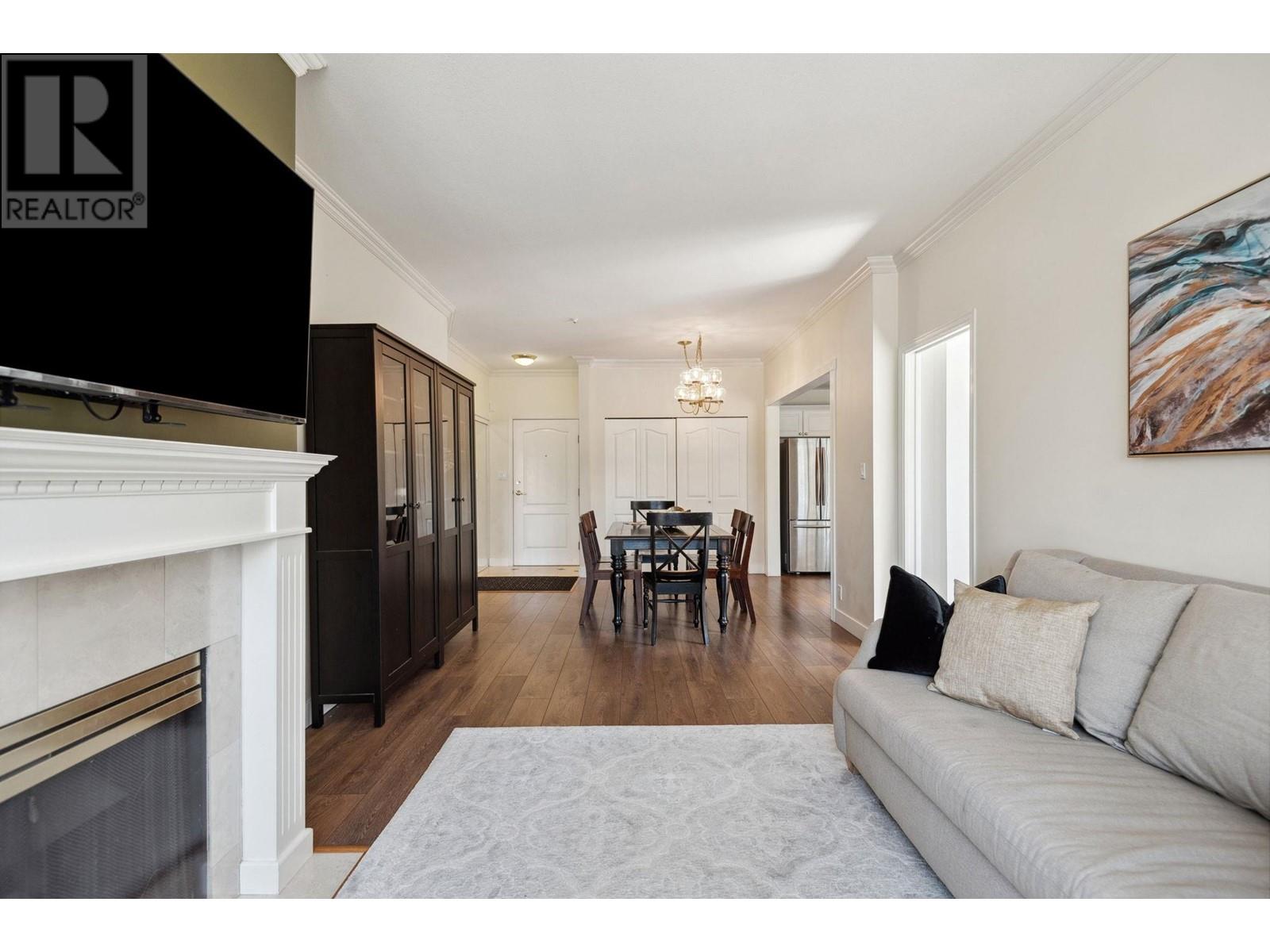 216 5735 Hampton Place, Vancouver, British Columbia  V6T 2G8 - Photo 5 - R2992627