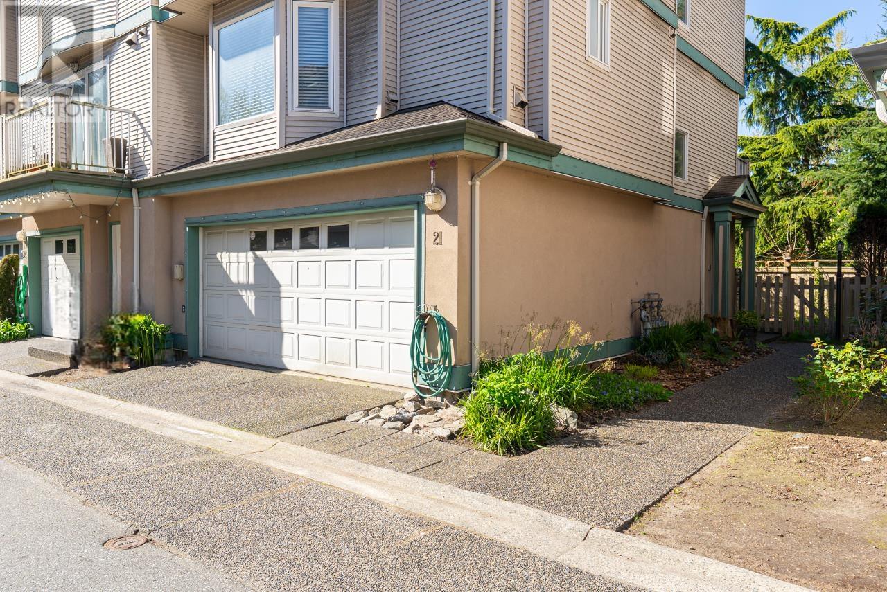 21 22800 WINDSOR COURT, Richmond, British Columbia