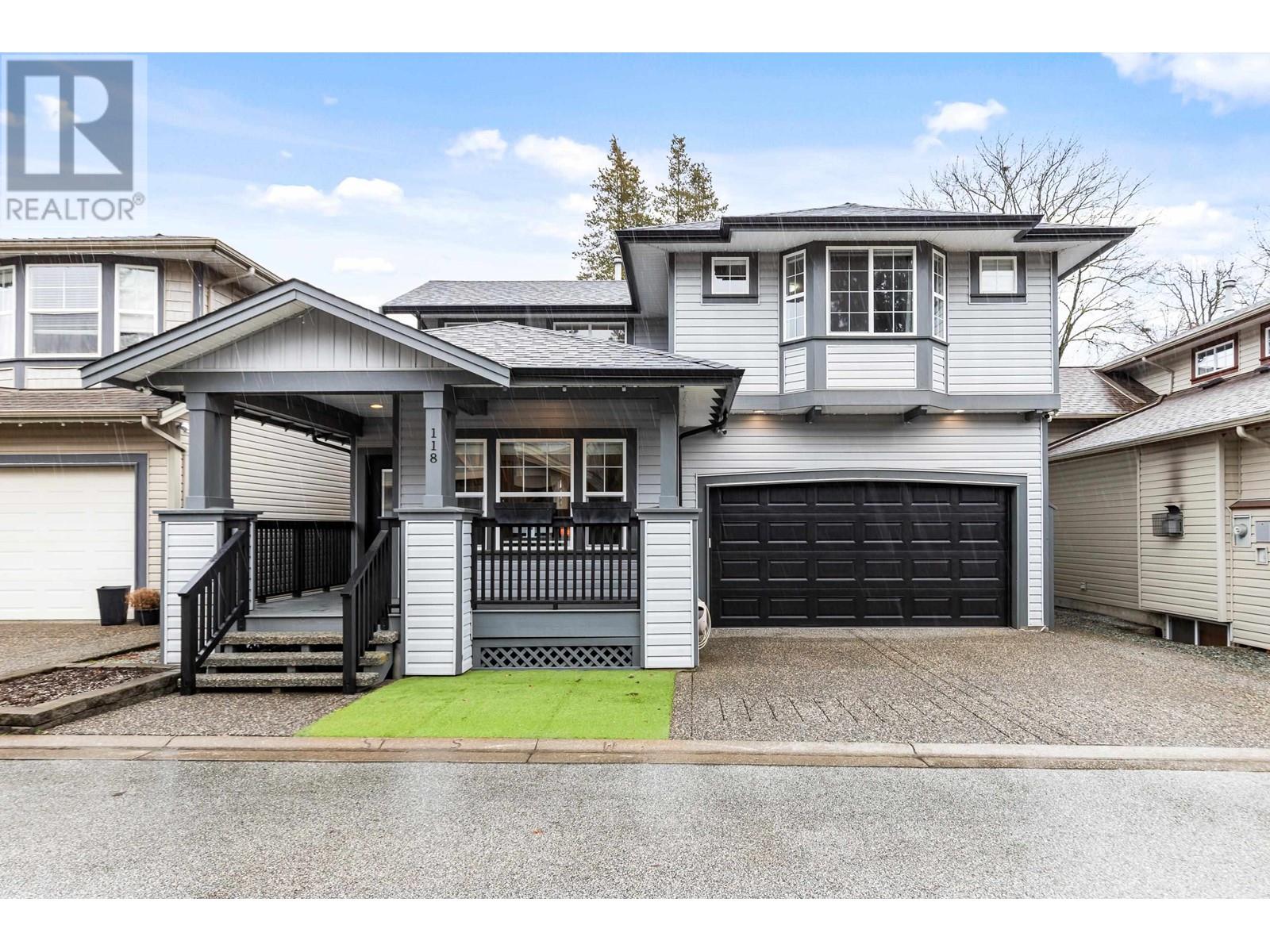 118 21868 Lougheed Highway, Maple Ridge, British Columbia  V2X 2S4 - Photo 1 - R2992677