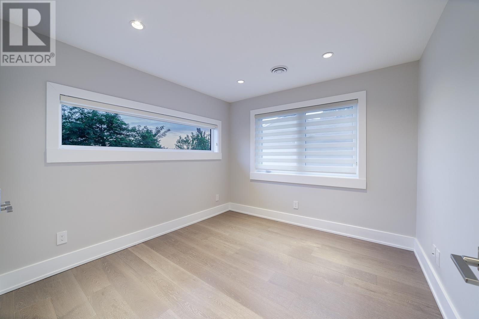 517 Granada Crescent, North Vancouver, British Columbia  V7N 3A7 - Photo 23 - R2992710