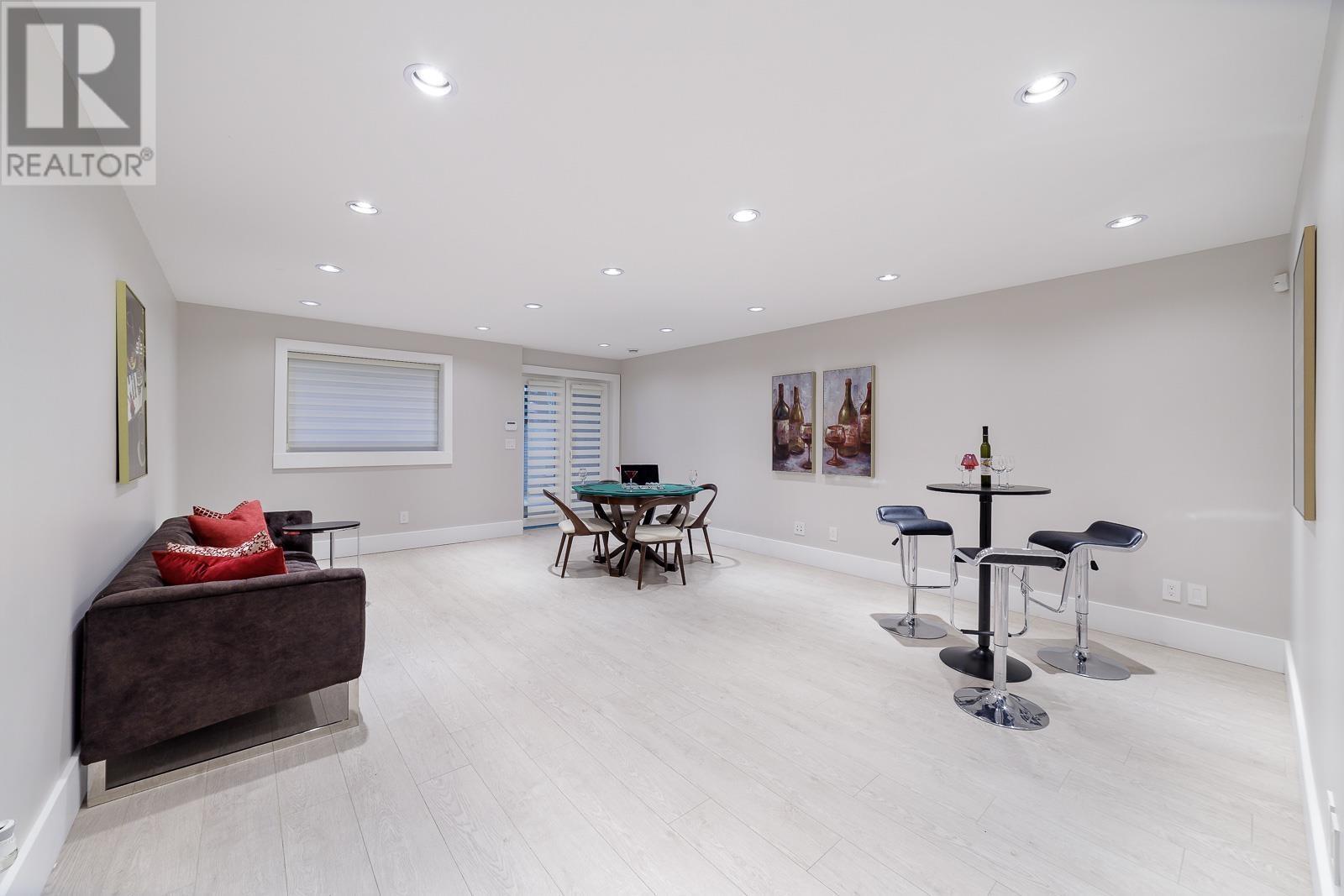517 Granada Crescent, North Vancouver, British Columbia  V7N 3A7 - Photo 25 - R2992710