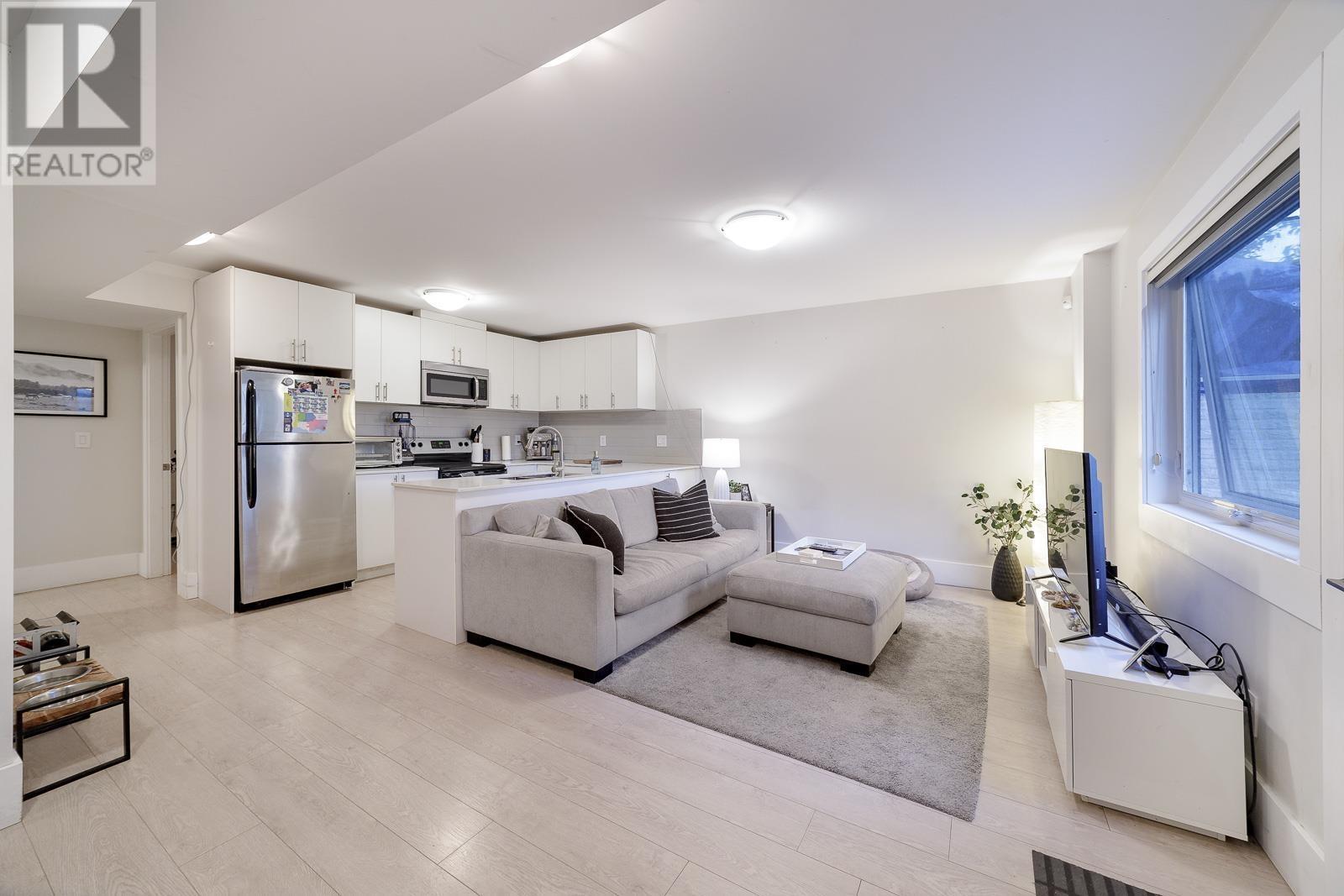 517 Granada Crescent, North Vancouver, British Columbia  V7N 3A7 - Photo 29 - R2992710