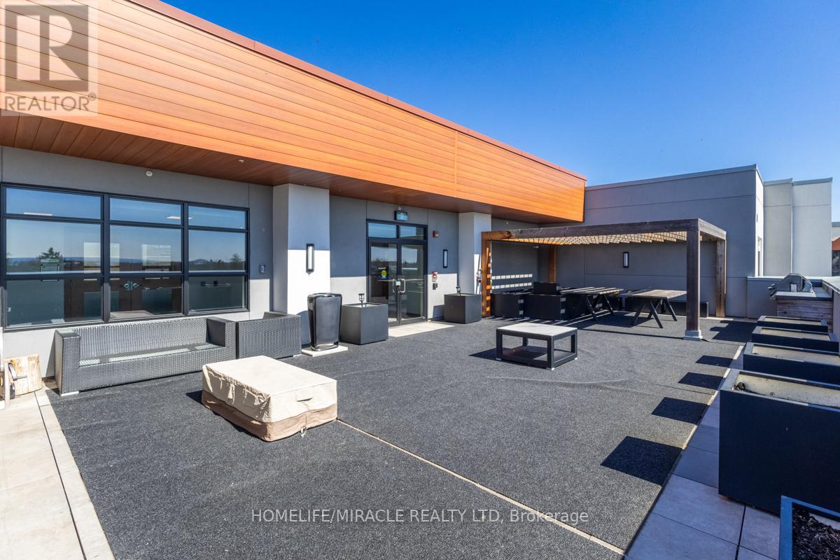 204 - 320 Plains Road E, Burlington, Ontario  L7T 0C1 - Photo 45 - W12095589