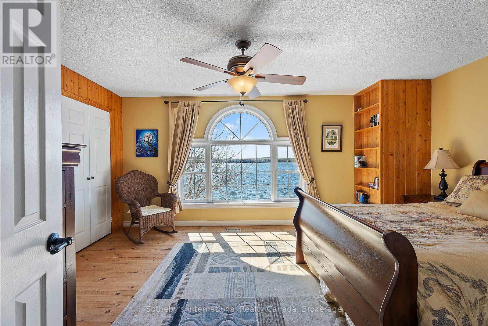 19 Hillcrest Avenue, Kawartha Lakes, Ontario  K0M 2B0 - Photo 24 - X12096989