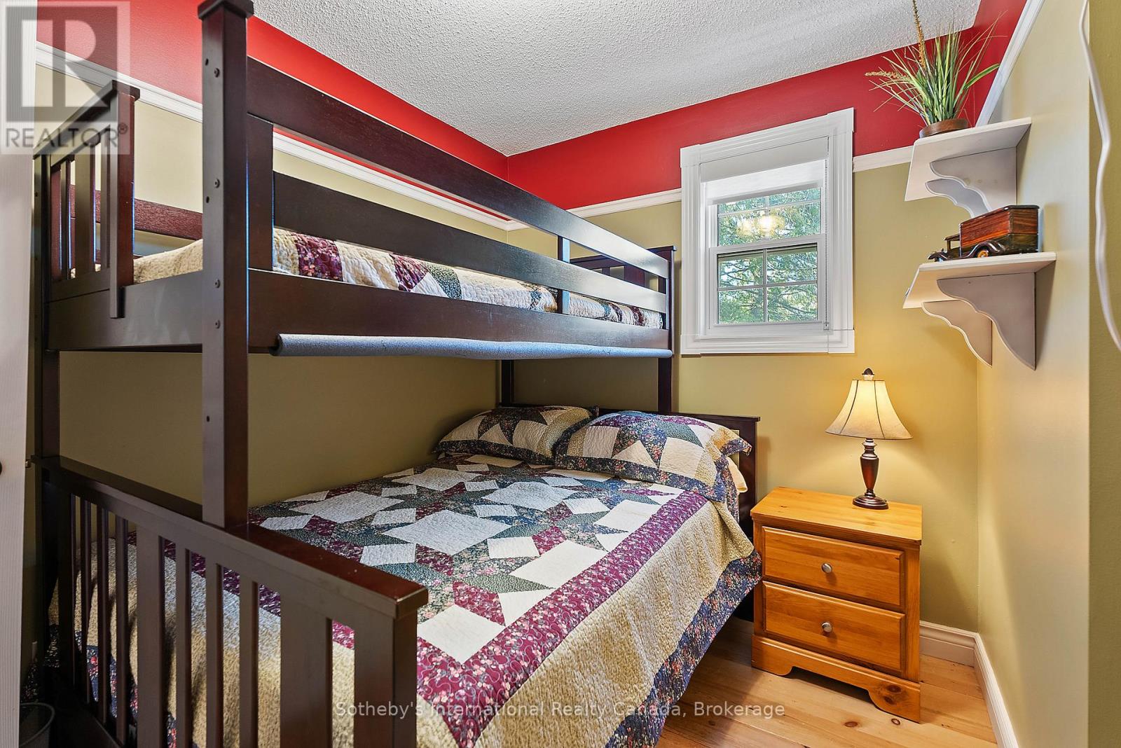 19 Hillcrest Avenue, Kawartha Lakes, Ontario  K0M 2B0 - Photo 31 - X12096989