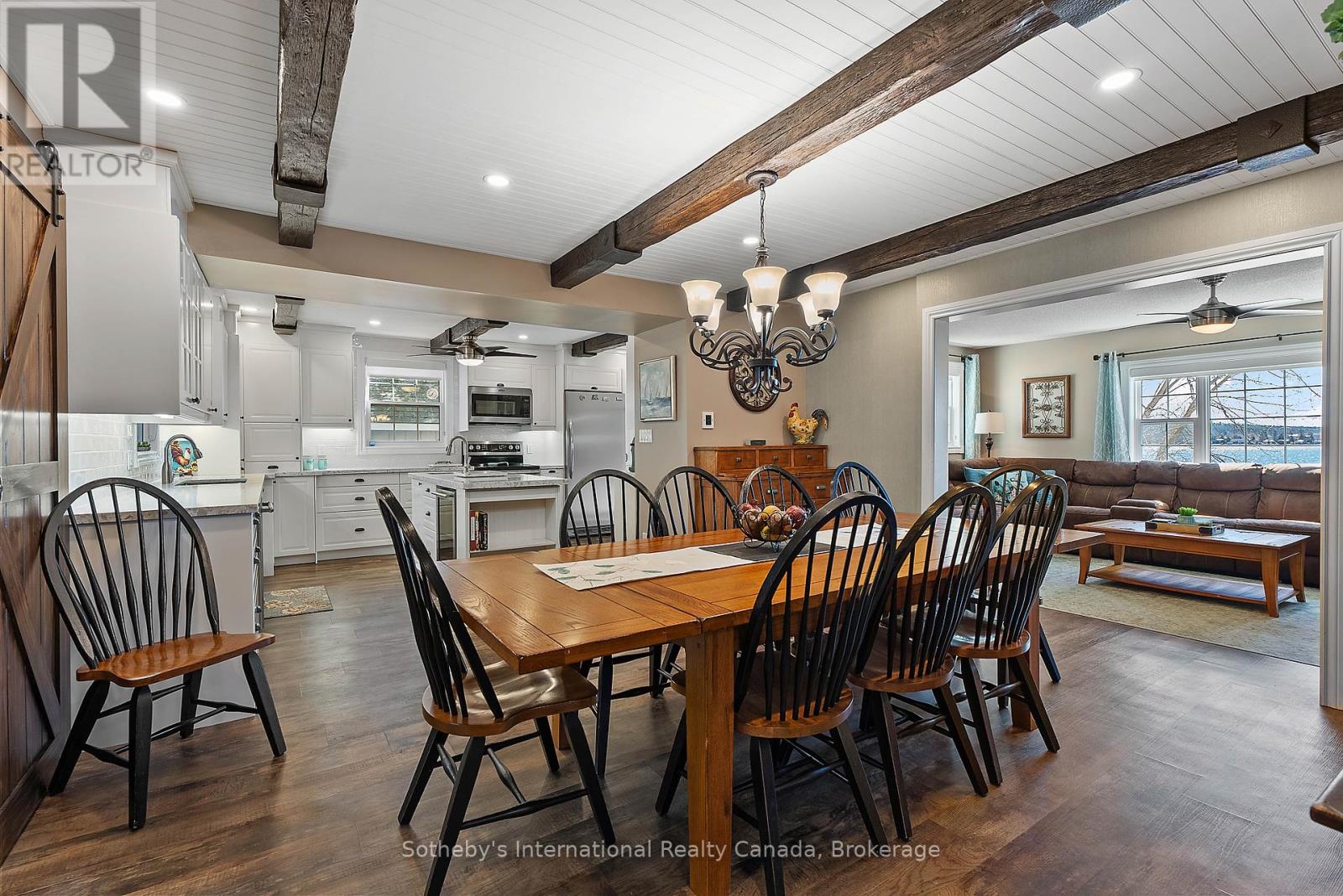 19 Hillcrest Avenue, Kawartha Lakes, Ontario  K0M 2B0 - Photo 6 - X12096989