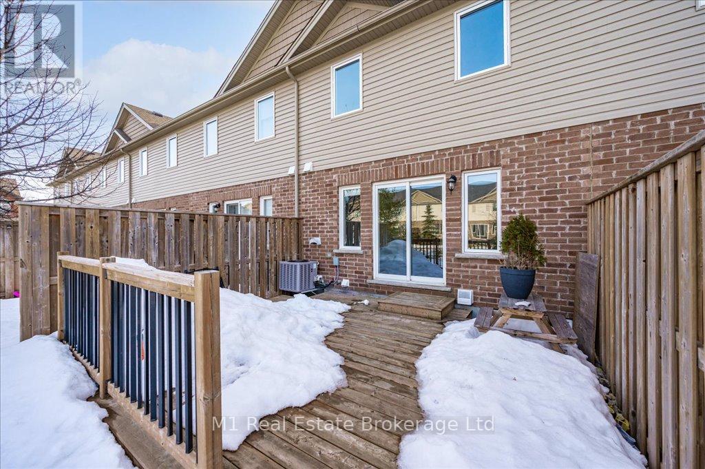 102w - 102 Westminster Crescent, Centre Wellington, Ontario  N1M 1Y8 - Photo 33 - X12096998