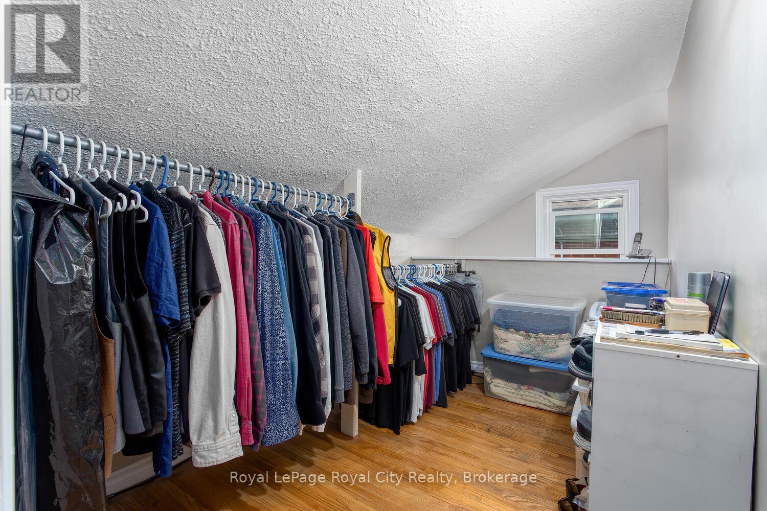 10 Pearl Street, Guelph, Ontario  N1E 2E3 - Photo 26 - X12097045