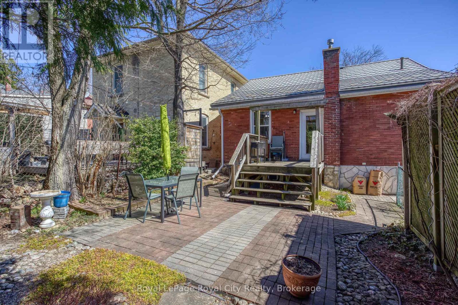 10 Pearl Street, Guelph, Ontario  N1E 2E3 - Photo 30 - X12097045