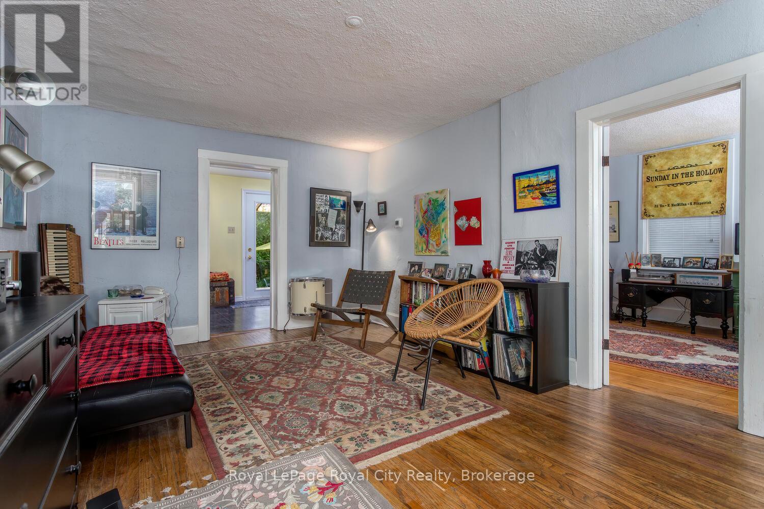 10 Pearl Street, Guelph, Ontario  N1E 2E3 - Photo 9 - X12097045