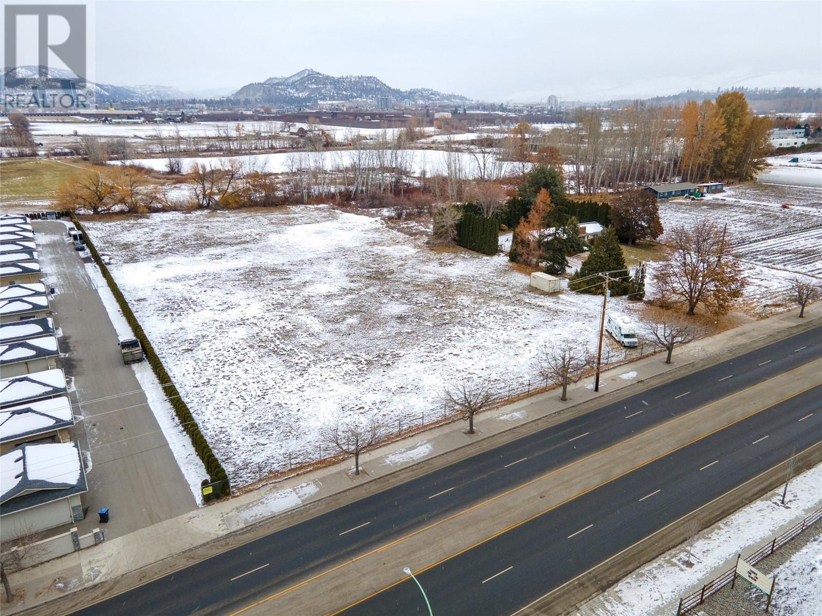 1650 Klo Road, Kelowna, British Columbia  V1W 3P6 - Photo 17 - 10344516