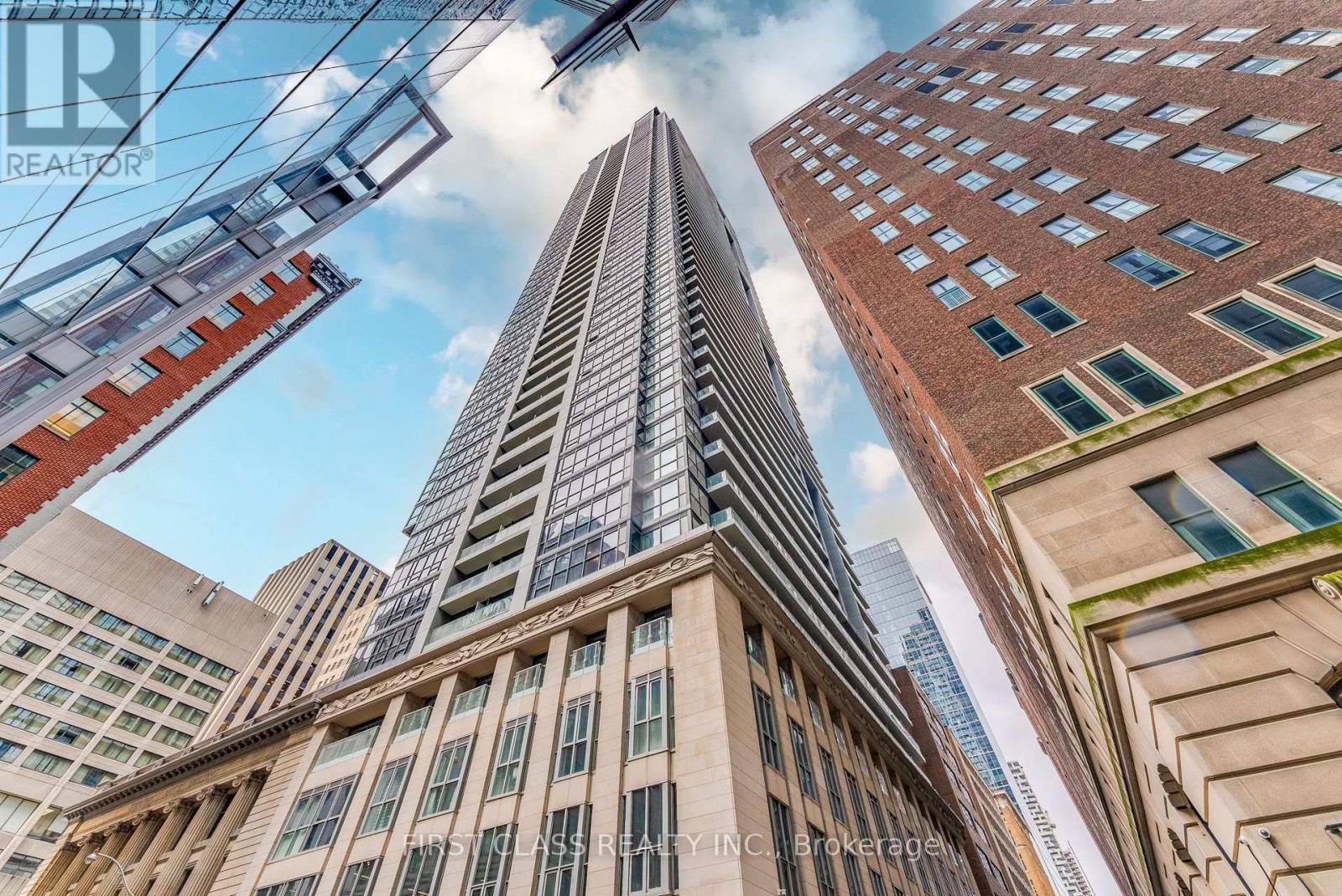 2BR 2906 - 70 TEMPERANCE STREET, Toronto, Ontario