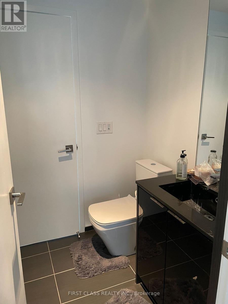 2br 2906 - 70 Temperance Street, Toronto, Ontario  M5H 0B1 - Photo 11 - C12097024