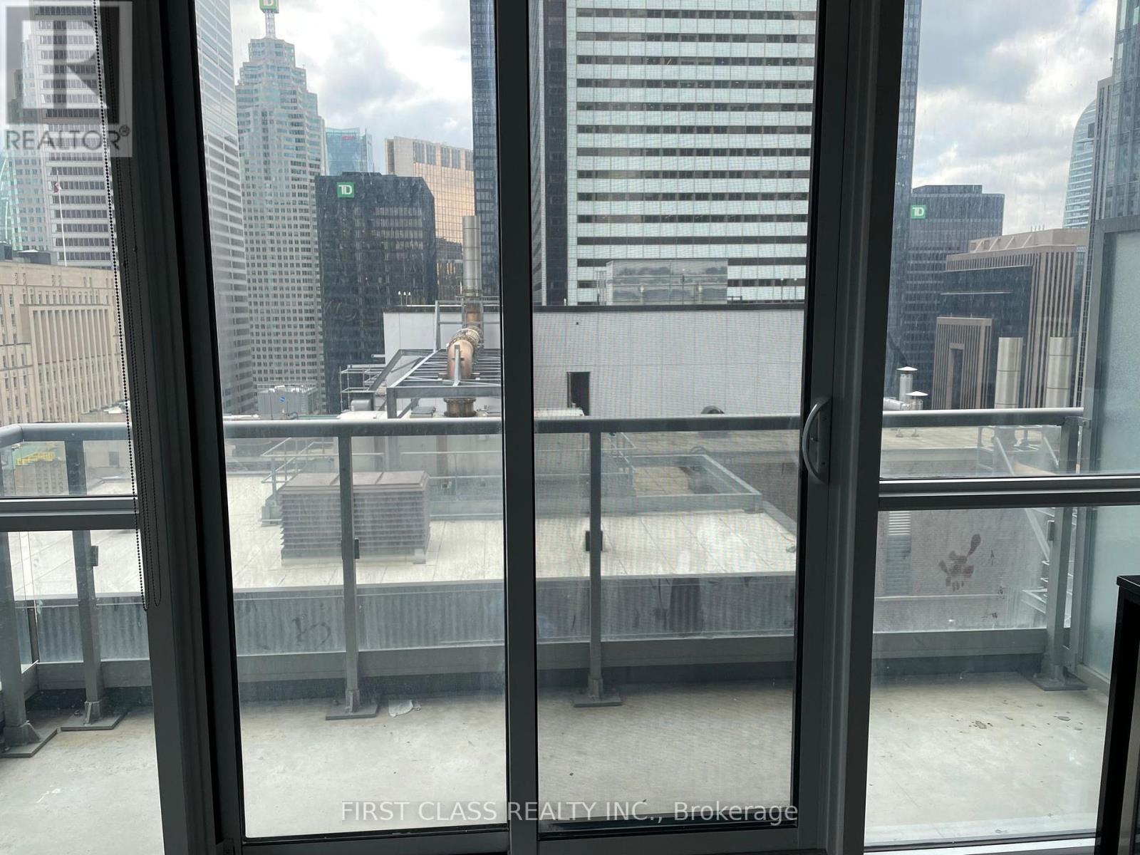 2br 2906 - 70 Temperance Street, Toronto, Ontario  M5H 0B1 - Photo 12 - C12097024