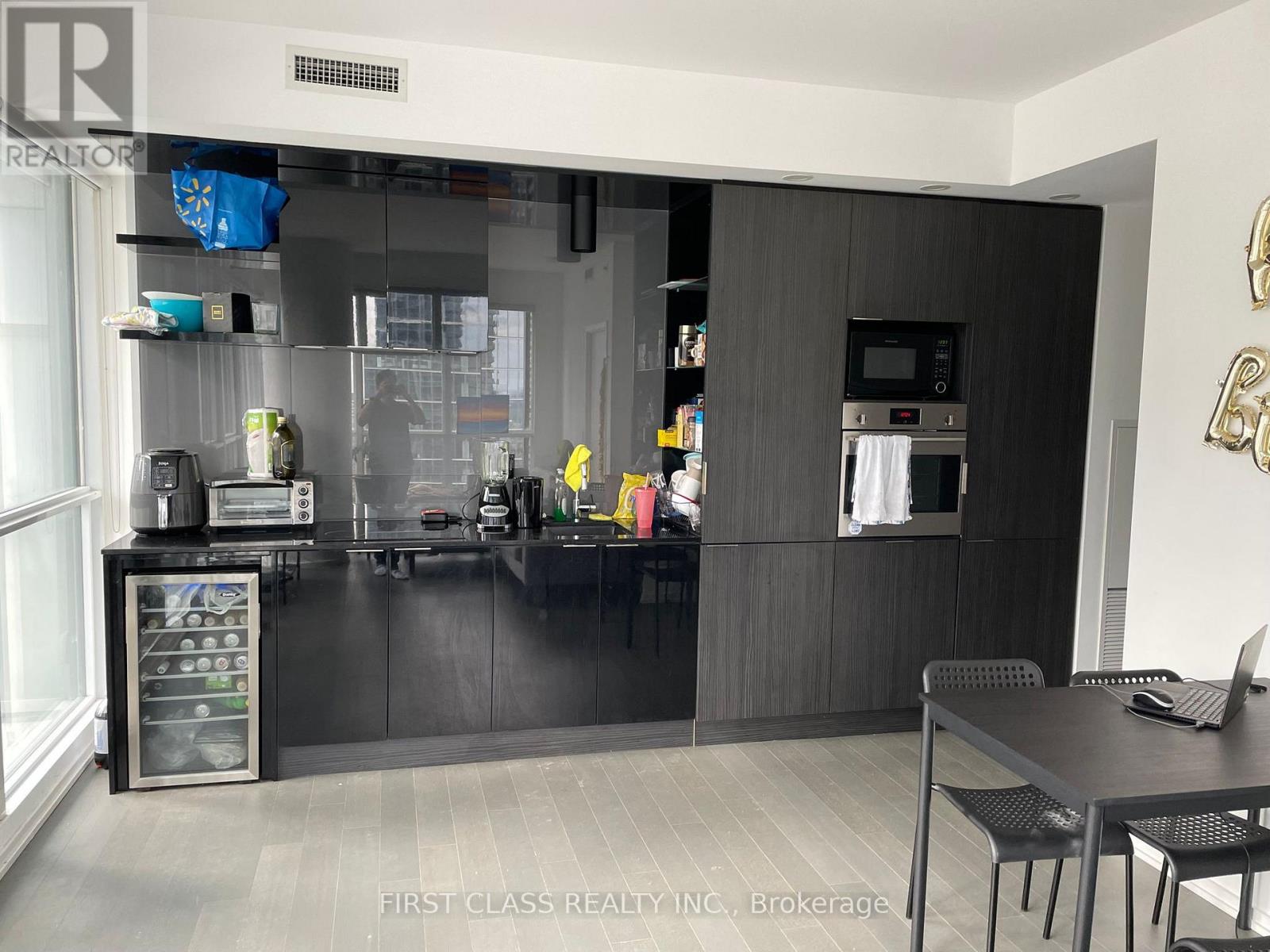 2br 2906 - 70 Temperance Street, Toronto, Ontario  M5H 0B1 - Photo 2 - C12097024