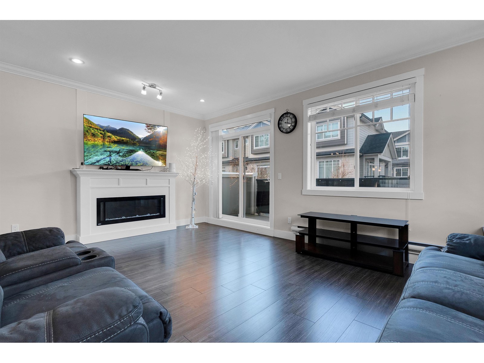 113 13898 64 Avenue, Surrey, British Columbia  V3W 1L6 - Photo 3 - R2992416
